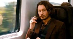 Johnny Depp Vapeando