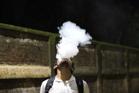 Vapeando en seco